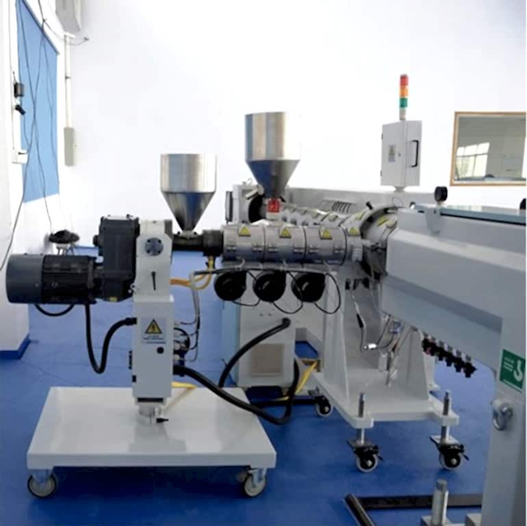 KOEKSTRÜZYON BORU MAKİNASI